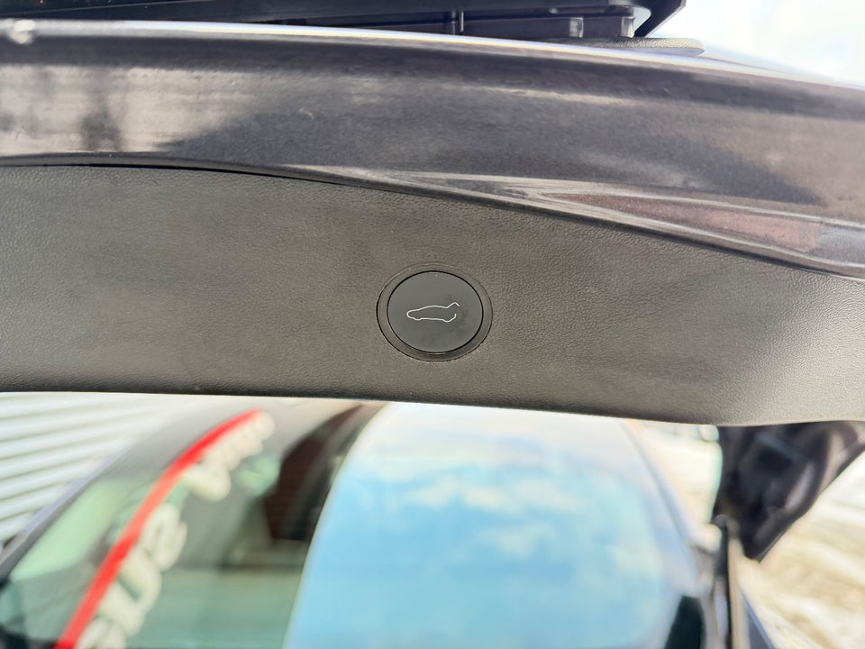 Tesla Model 3 RWD 4d