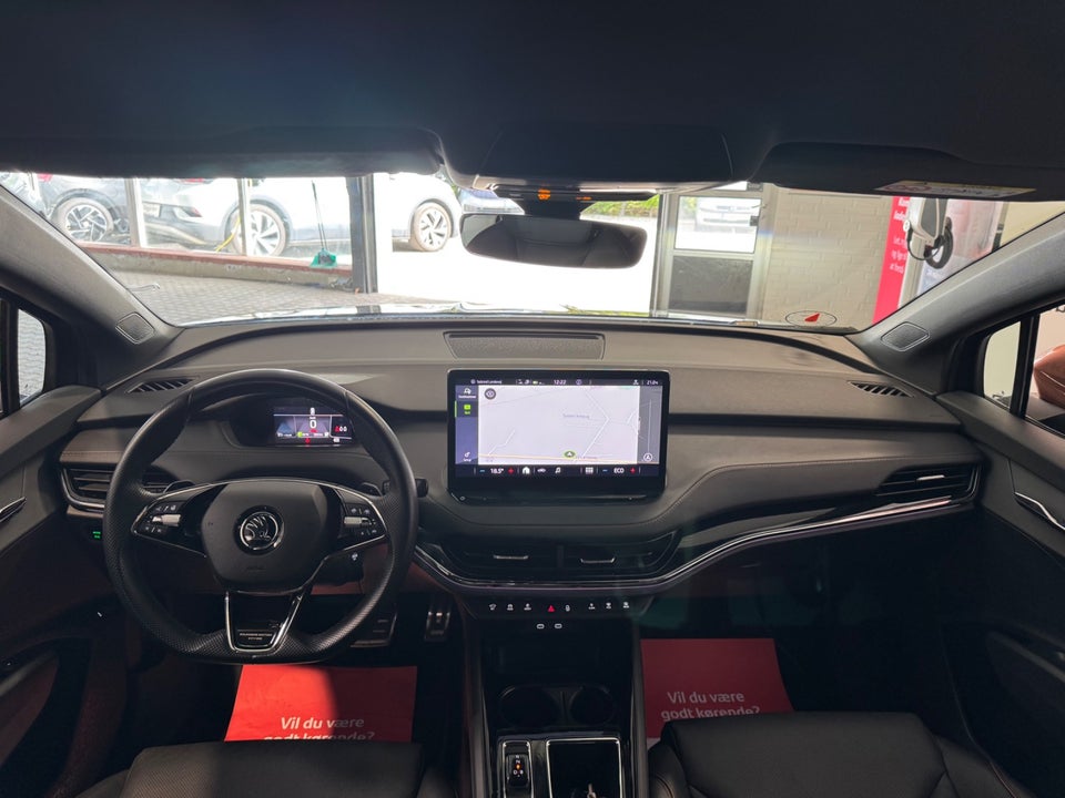 Skoda Enyaq 60 iV Founders Edition 5d