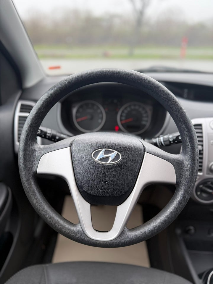 Hyundai i20 1,4 Classic 5d