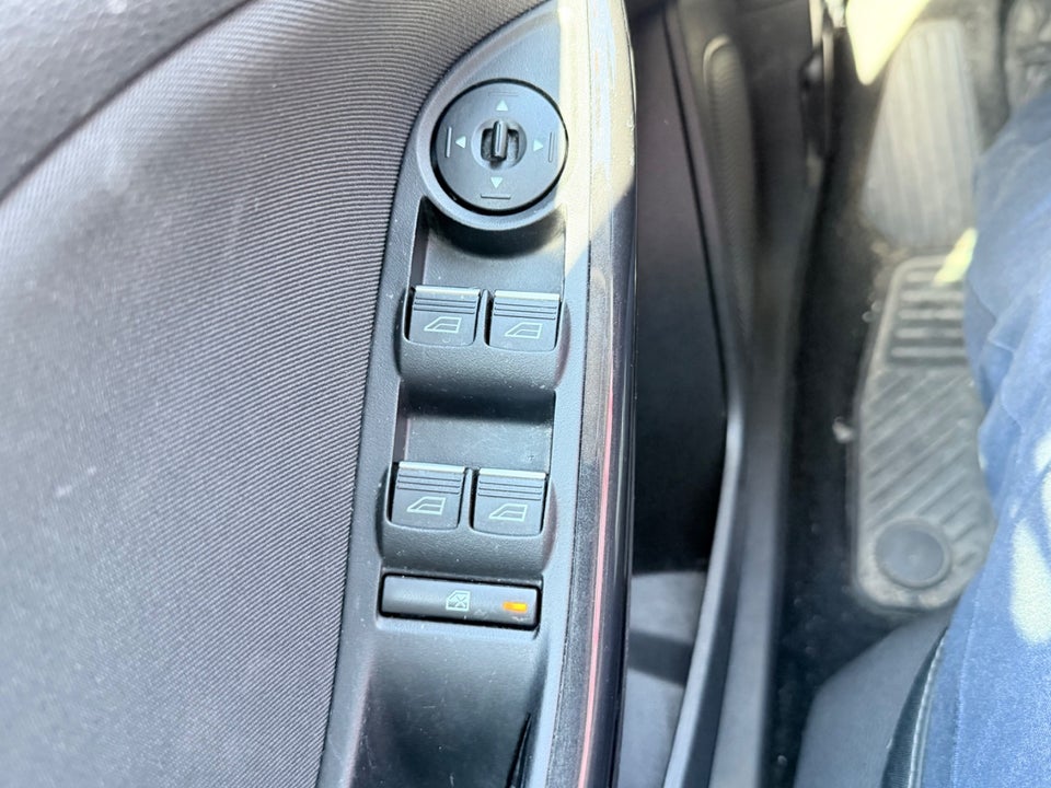 Ford Focus 1,0 SCTi 125 Titanium stc. 5d