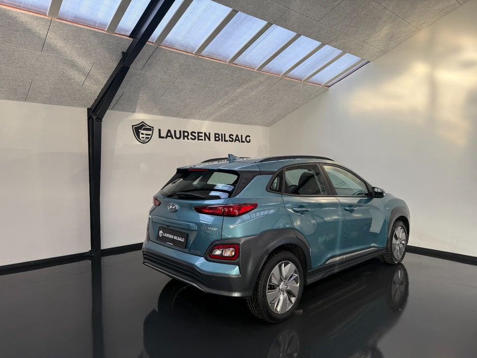 Hyundai Kona 64 EV Pure 5d