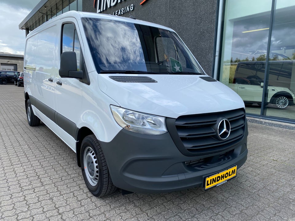 Mercedes Sprinter 215 2,0 CDi A2 Kassevogn aut. FWD