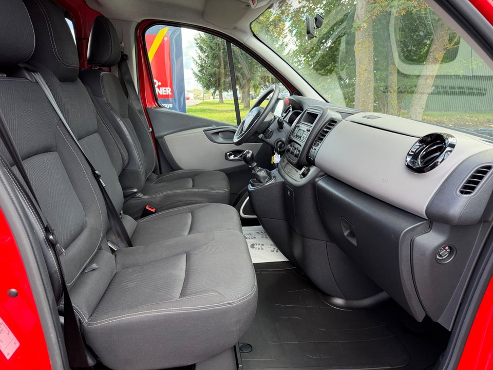 Nissan NV300 1,6 dCi 125 L2H1 Working Star
