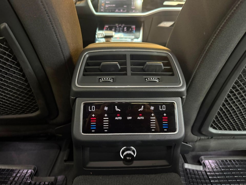 Audi A6 50 TFSi e Sport quattro S-tr. 4d