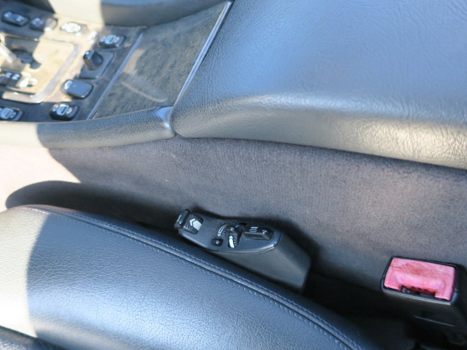 Mercedes CLK320 3,2 Cabriolet Avantgarde aut. 2d