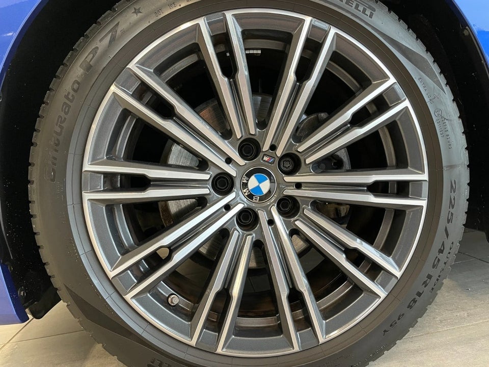 BMW 320i 2,0 Touring M-Sport aut. 5d