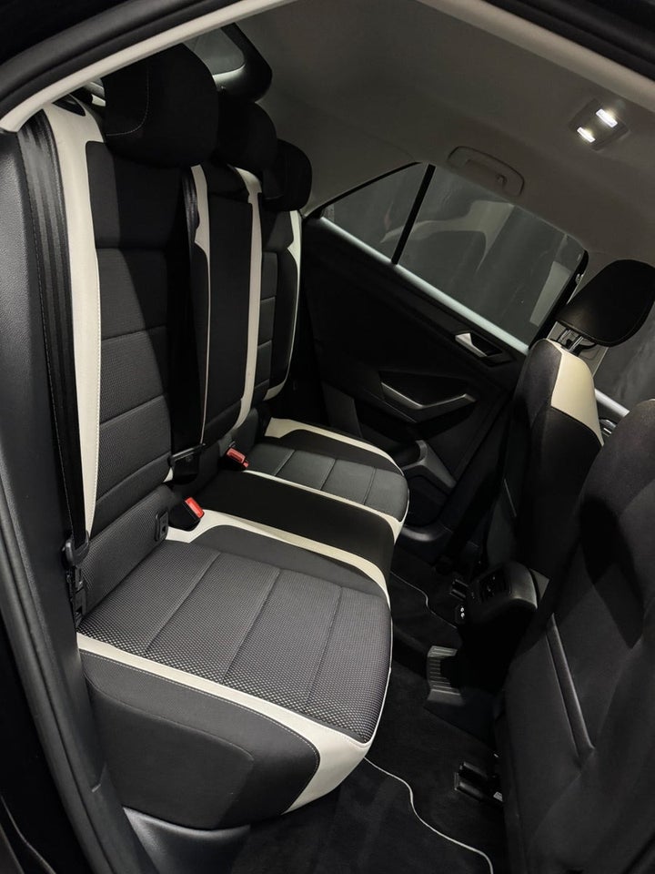 VW T-Roc 1,5 TSi 150 Sport Team DSG 5d