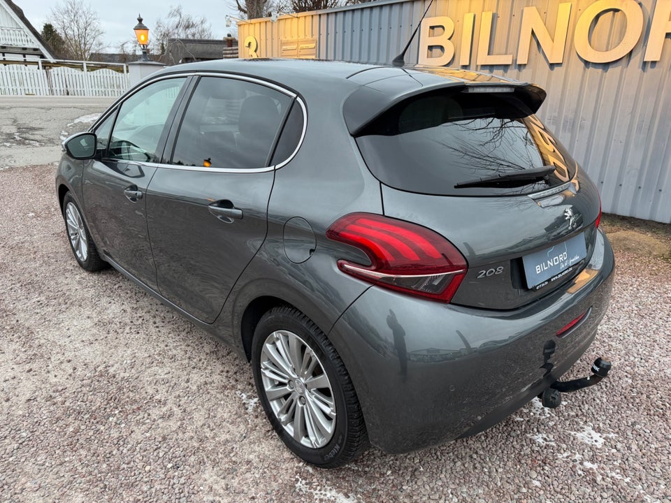 Peugeot 208 1,2 VTi 82 Allure 5d
