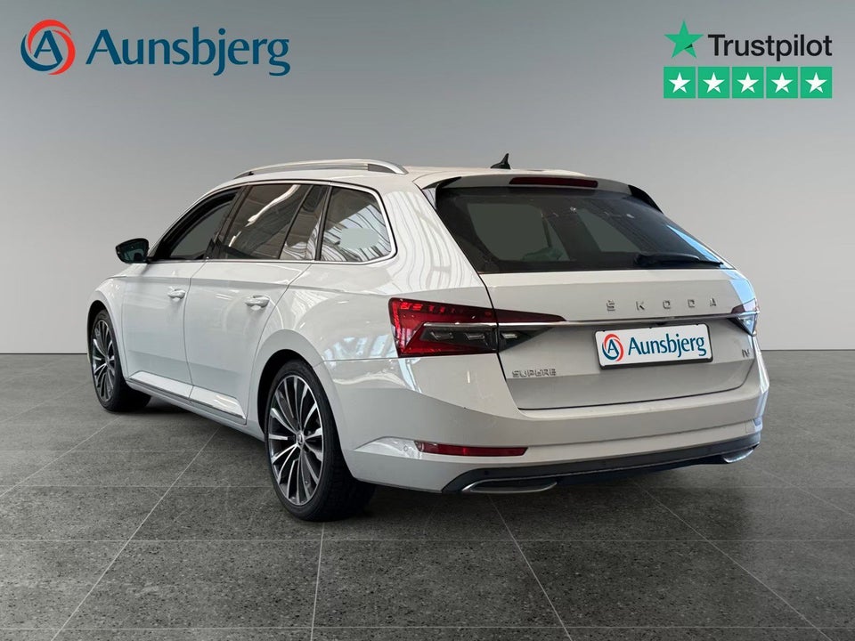 Skoda Superb 1,4 TSi iV Laurin & Klement Combi DSG Van 5d