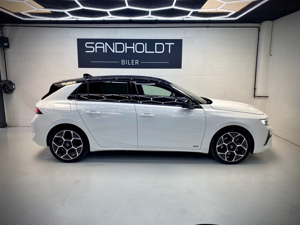 Opel Astra 1,6 PHEV Ultimate aut. 5d