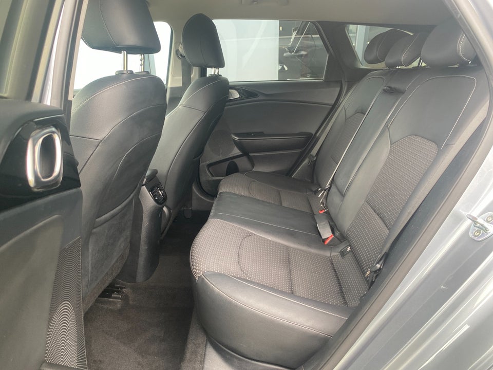 Kia Ceed 1,0 T-GDi Intro Edition SW 5d