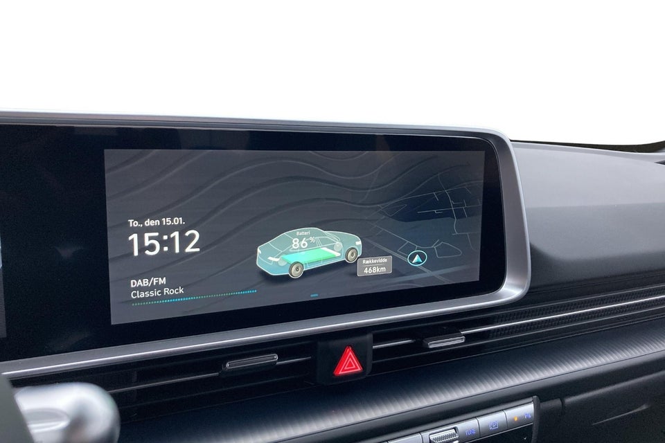 Hyundai Ioniq 6 77 Essential 4d
