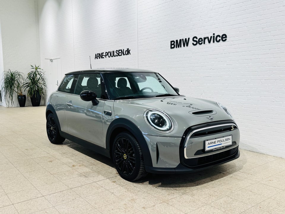 MINI Cooper SE Classic Trim 3d