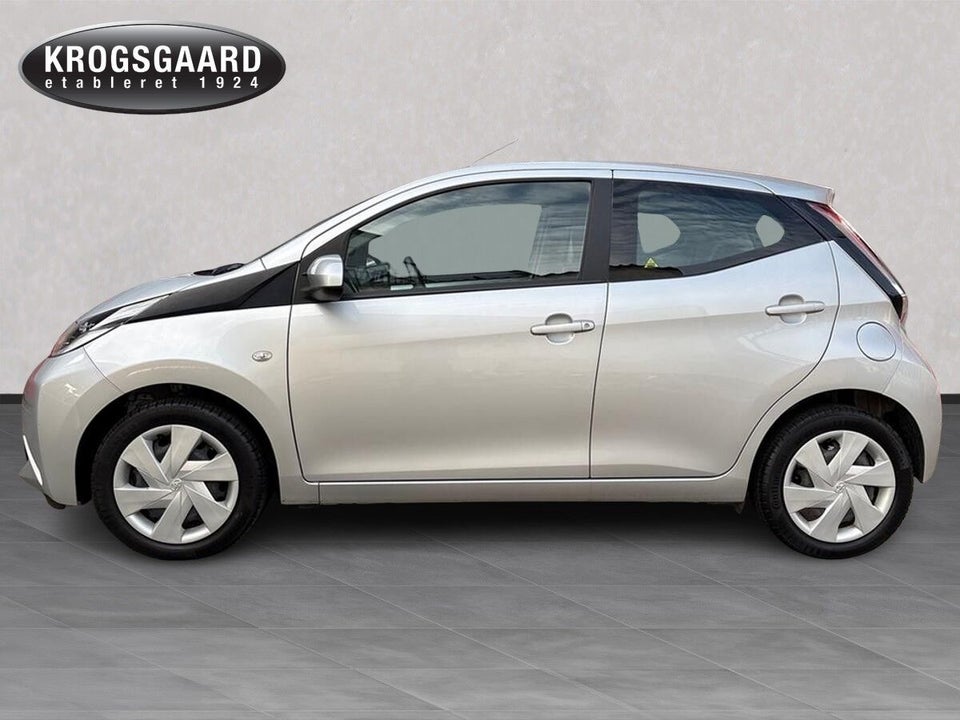Toyota Aygo 1,0 VVT-i x-play x-shift 5d