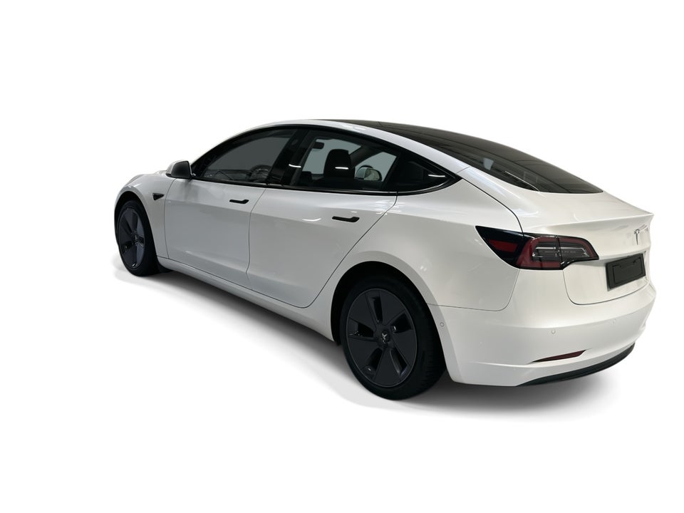 Tesla Model 3 RWD 4d