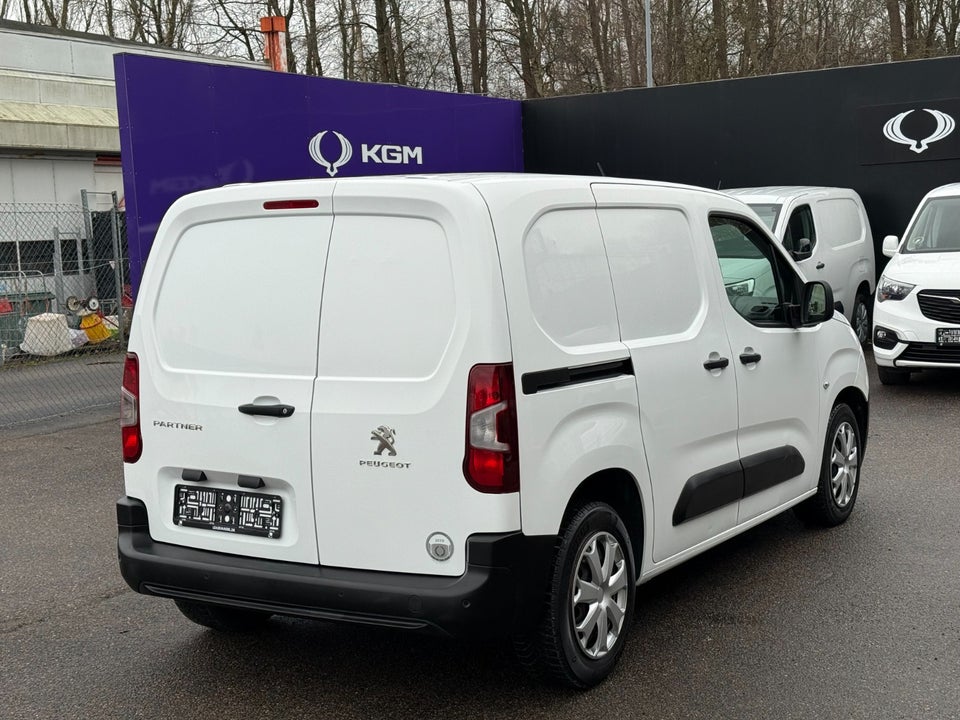 Peugeot Partner 1,5 BlueHDi 100 L1V1 Plus Van