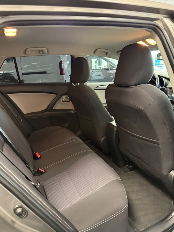 Toyota Avensis 1,8 VVT-i T2 Premium Touring Sports MDS 5d