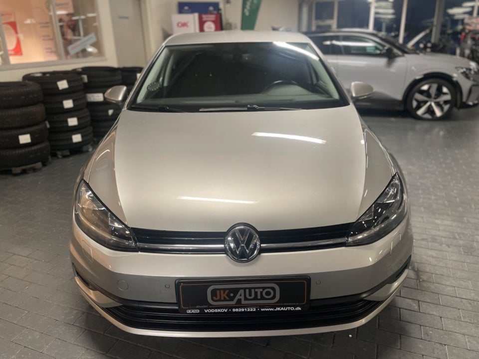 VW Golf VII 1,0 TSi 85 Trendline 5d