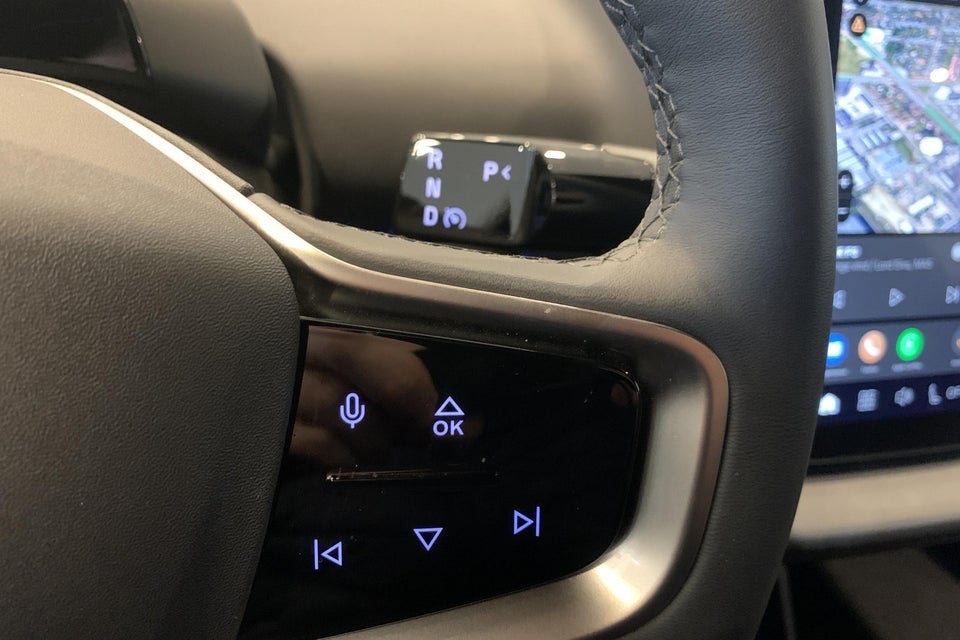 Volvo EX30 Extended Range Plus 5d