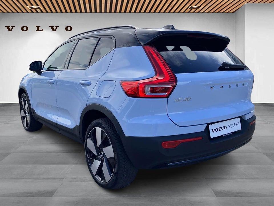 Volvo XC40 ReCharge Extended Range Plus 5d