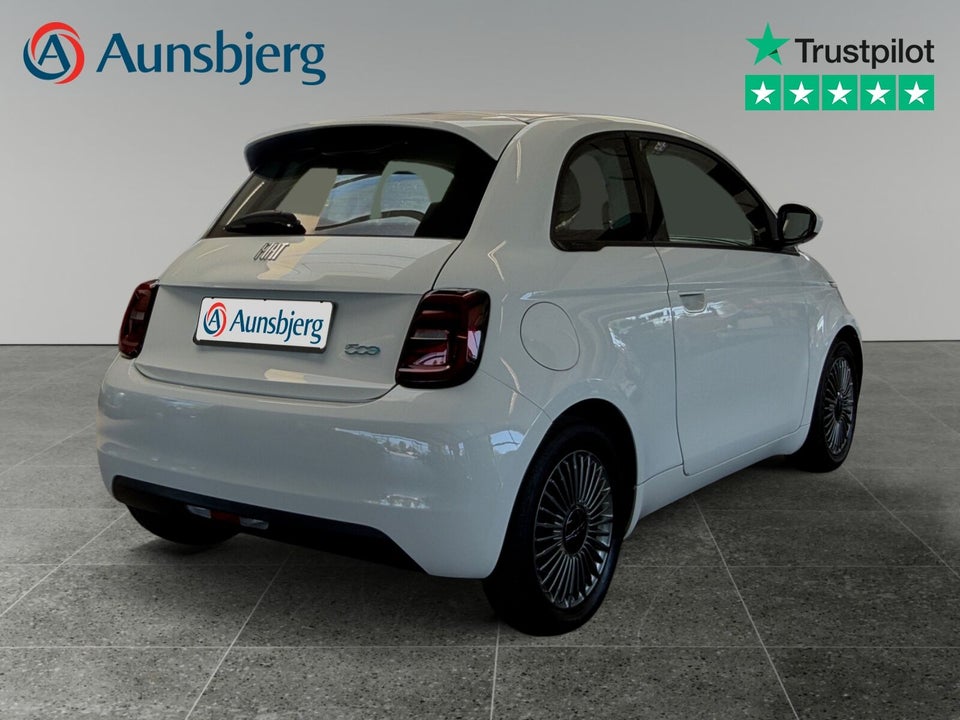 Fiat 500e 42 Icon 3d