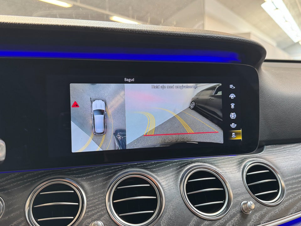 Mercedes E300 de 2,0 AMG Line stc. aut. 5d