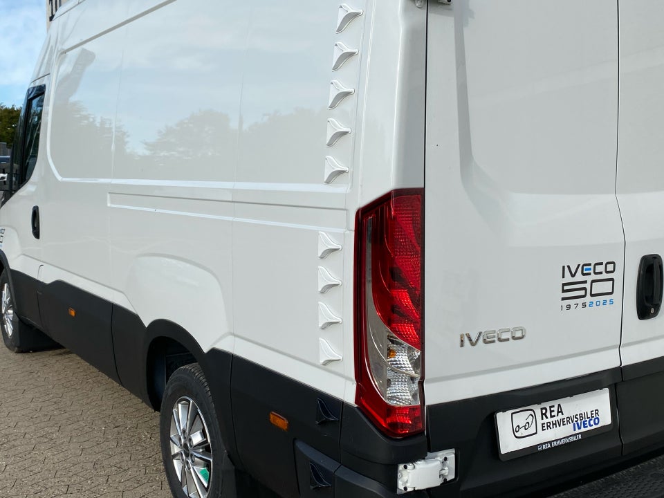 Iveco Daily 3,0 35S18 12m³ Van AG8