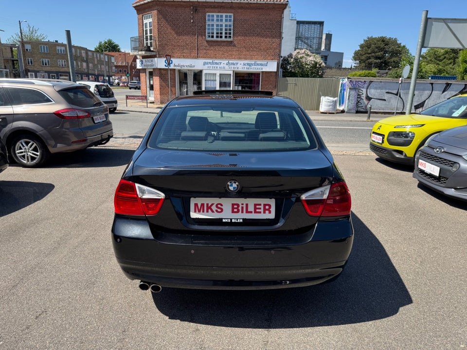 BMW 320i 2,0 Steptr. 4d