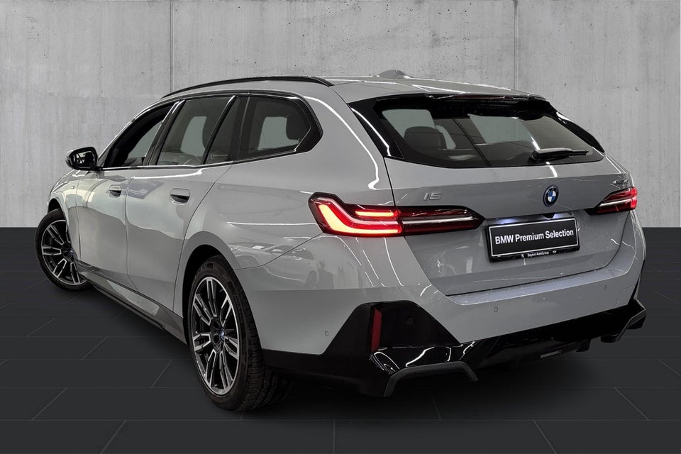 BMW i5 eDrive40 Touring M-Sport 5d
