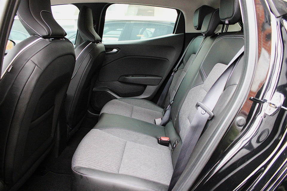 Renault Clio V 1,3 TCe 130 Intens EDC 5d