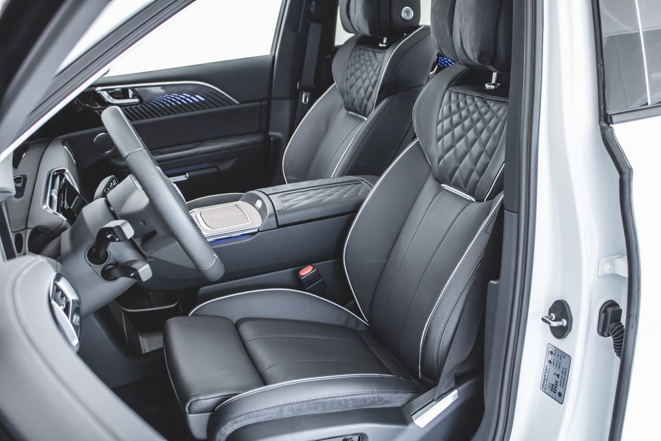 Hongqi E-HS9 99 Exclusive 5d