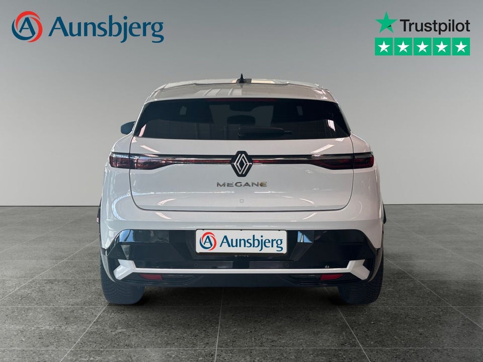 Renault Megane E-Tech 40 Equilibre 5d