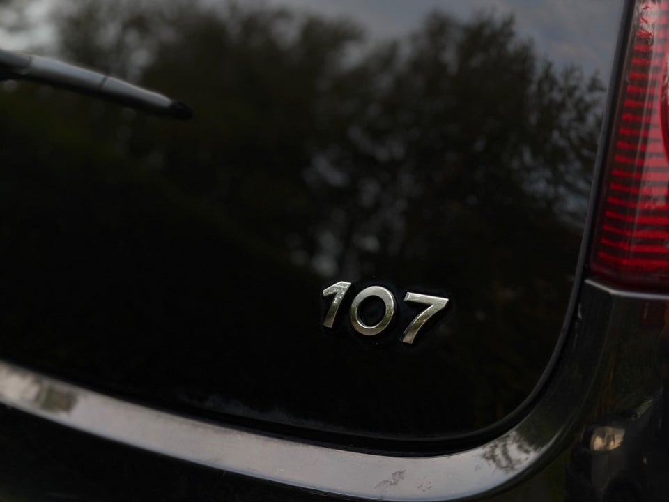 Peugeot 107 1,0 Sportium 5d
