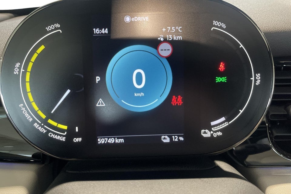 MINI Cooper SE Maximise 3d