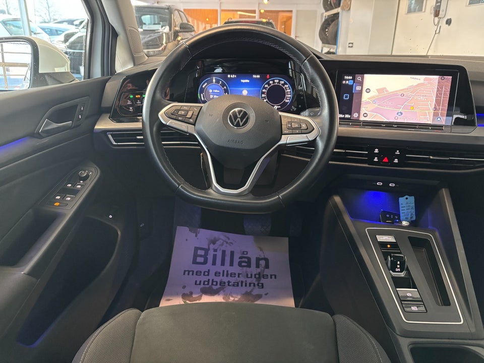 VW Golf VIII 1,4 eHybrid DSG 5d