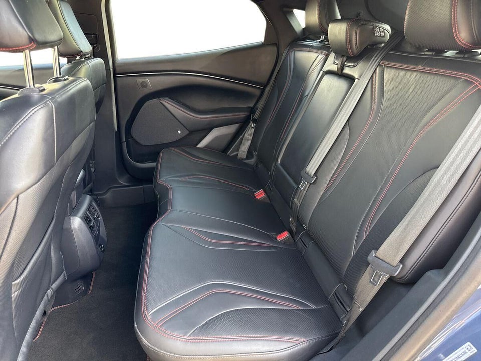 Ford Mustang Mach-E 98 Extended Range AWD 5d