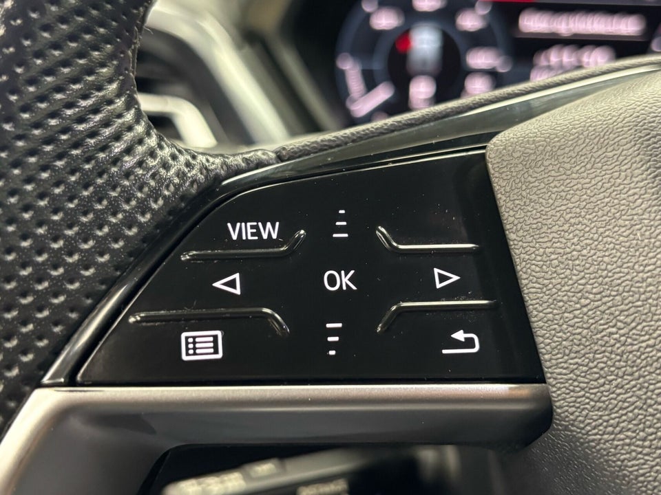 Audi Q4 e-tron 35 Attitude 5d