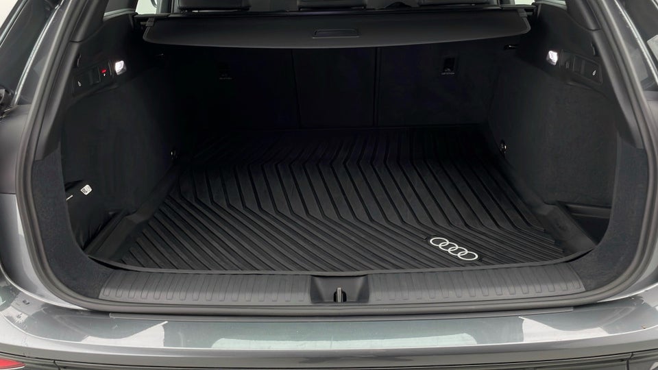 Audi Q6 e-tron S-line quattro 5d