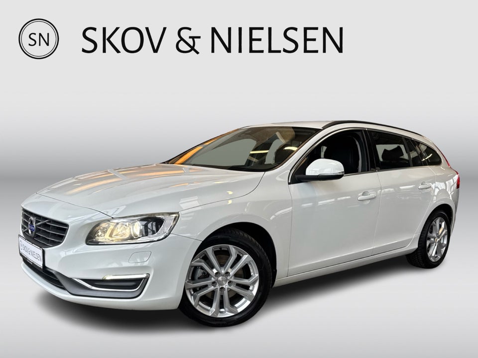 Volvo V60 2,0 D4 181 Momentum Drive-E 5d