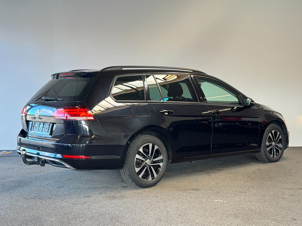 VW Golf VII 1,6 TDi 115 IQ.Drive Variant DSG 5d