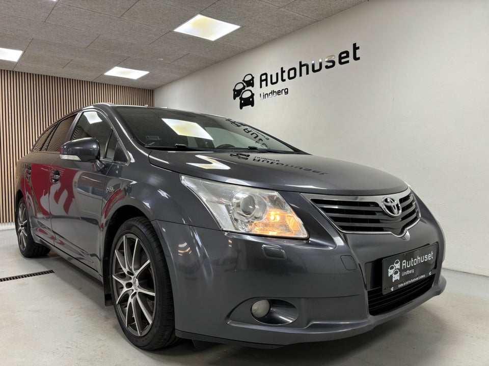 Toyota Avensis 2,2 D-CAT 150 T3 stc. aut. 5d