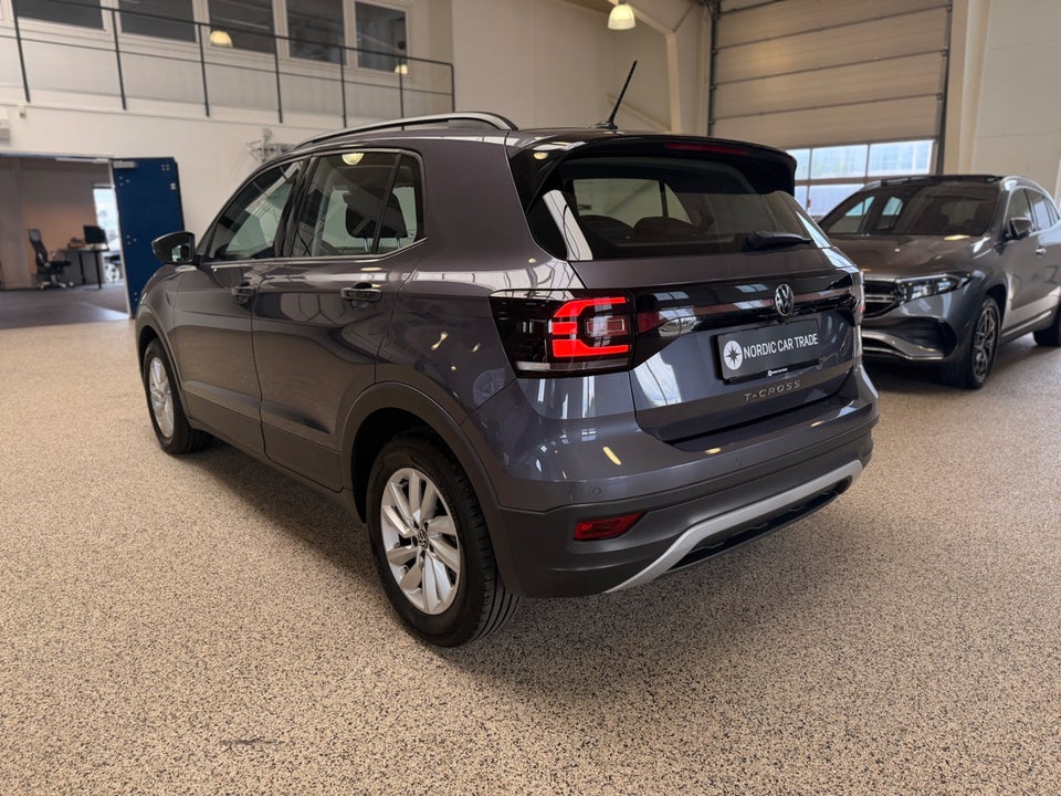 VW T-Cross 1,0 TSi 110 Life Team DSG 5d
