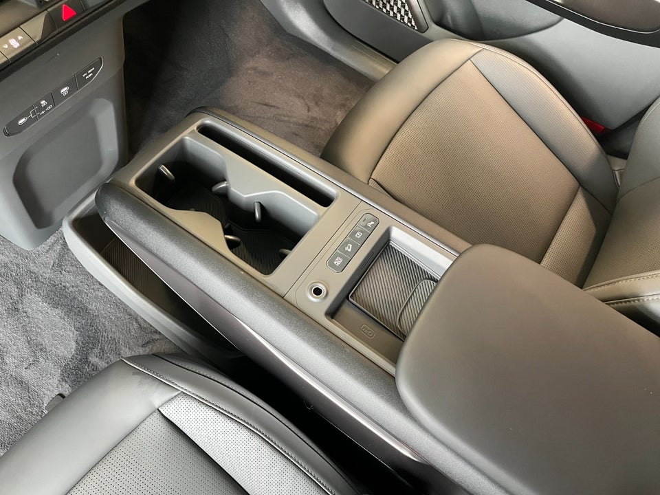 Kia EV9 76 Standard Range Upgrade RWD 7prs 5d