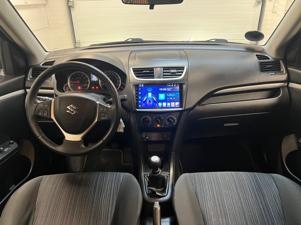 Suzuki Swift 1,2 Dualjet Club 5d