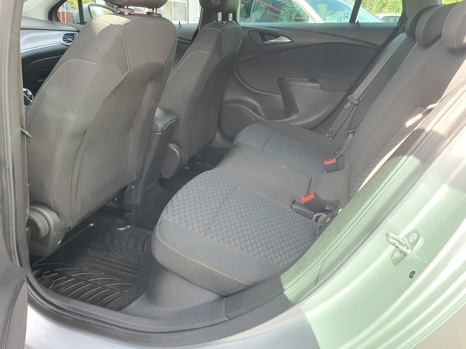 Opel Astra 1,0 T 105 Enjoy Sports Tourer 5d