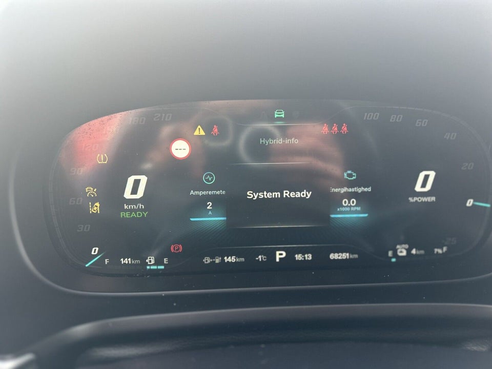 MG EHS 1,5 PHEV Luxury 5d