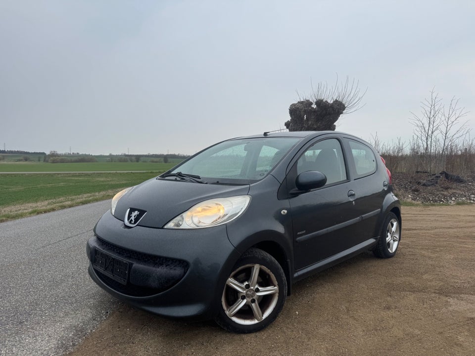 Peugeot 107 1,0 Trendy 5d