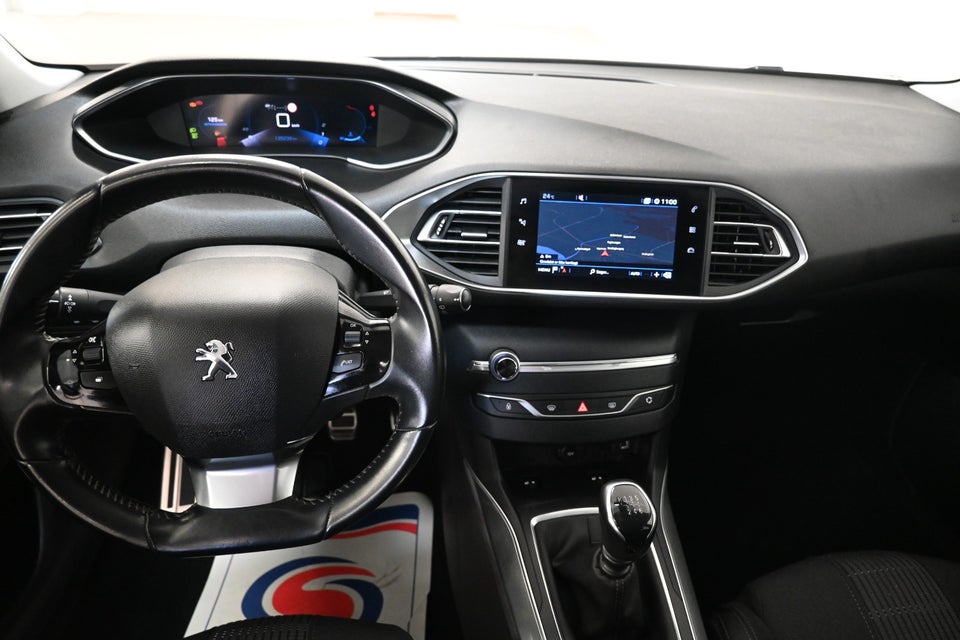 Peugeot 308 1,5 BlueHDi 130 Allure Grand SW 5d