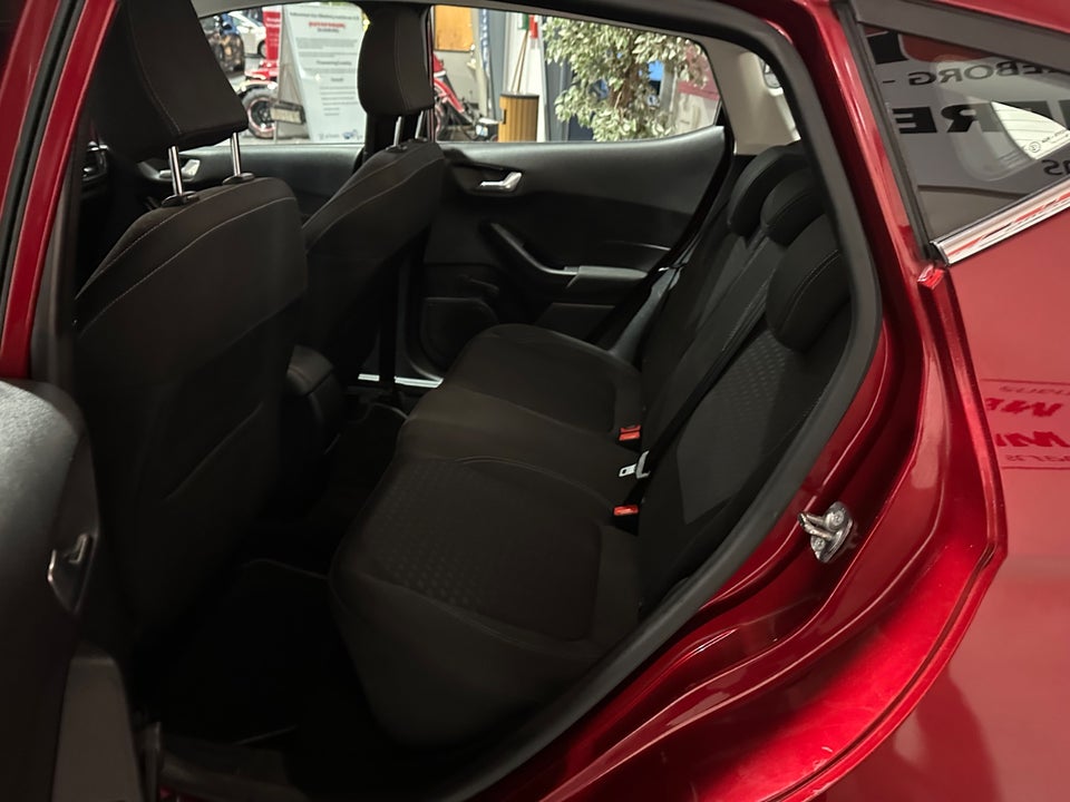 Ford Fiesta 1,0 EcoBoost Titanium 5d