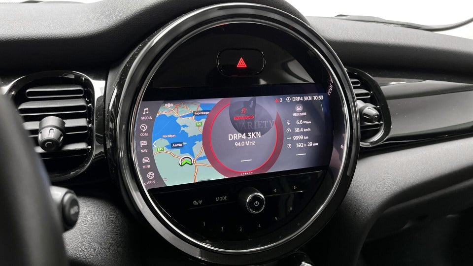 MINI Cooper SE Essential 3d